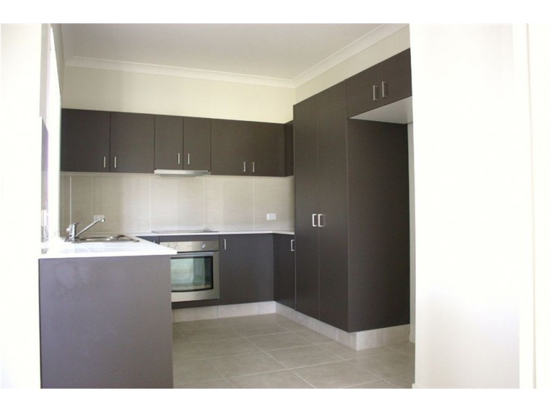 14 Kaplan Street, Pacific Pines QLD 4211