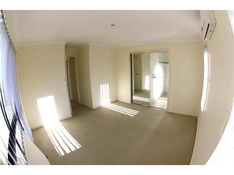 Pacific Pines QLD 4211