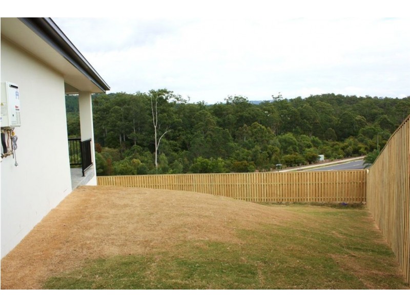 Pacific Pines QLD 4211