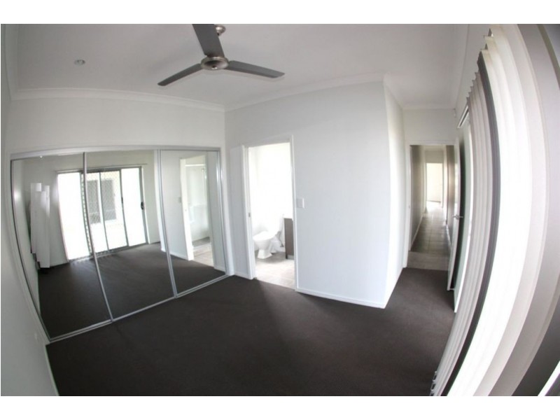 7 scenic drive, Coomera Waters QLD 4209