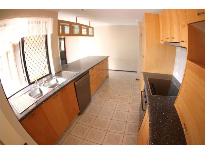 Hope Island QLD 4212