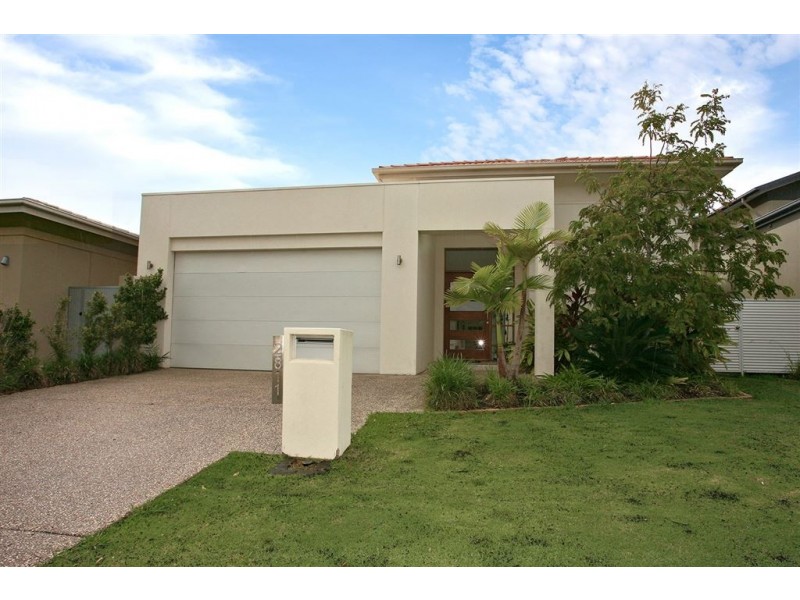 2811 Gracemere, Hope Island QLD 4212