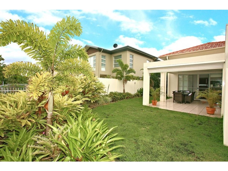 2811 Gracemere, Hope Island QLD 4212