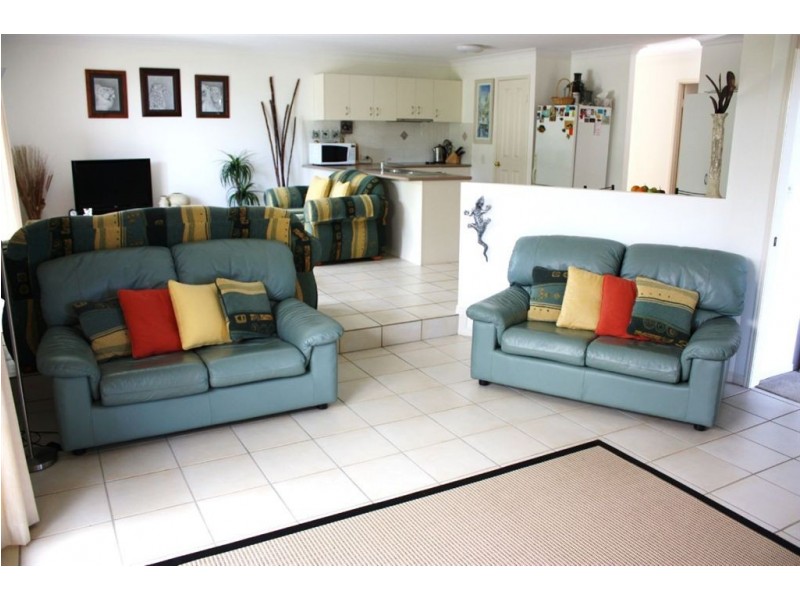 15 Serin St, Upper Coomera QLD 4209