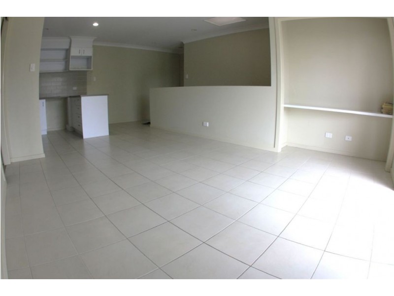 5/4 Vanilla La, Coomera QLD 4209