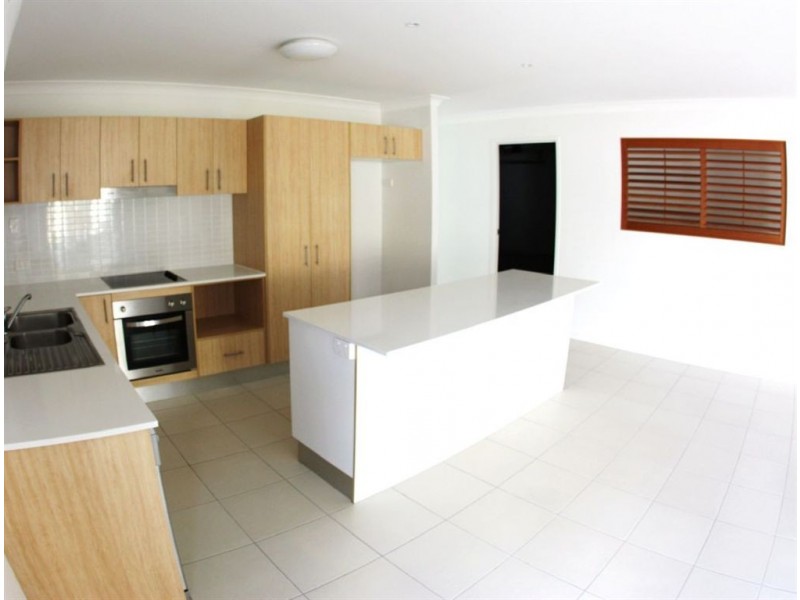 11 Lenton St, Coomera QLD 4209