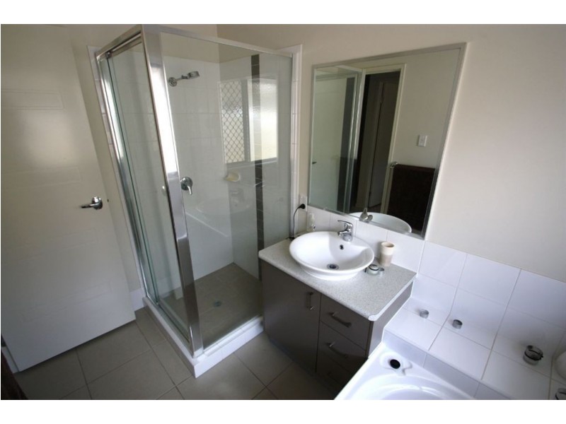 13 Elizabeth St, Coomera QLD 4209