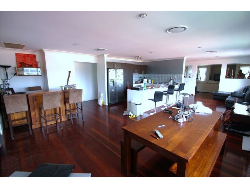 Pacific Pines QLD 4211