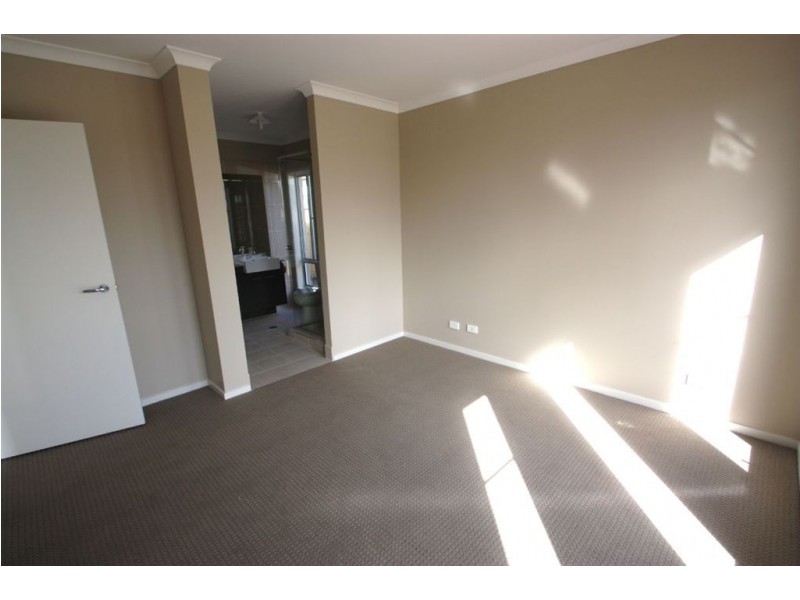 Coomera Waters QLD 4209