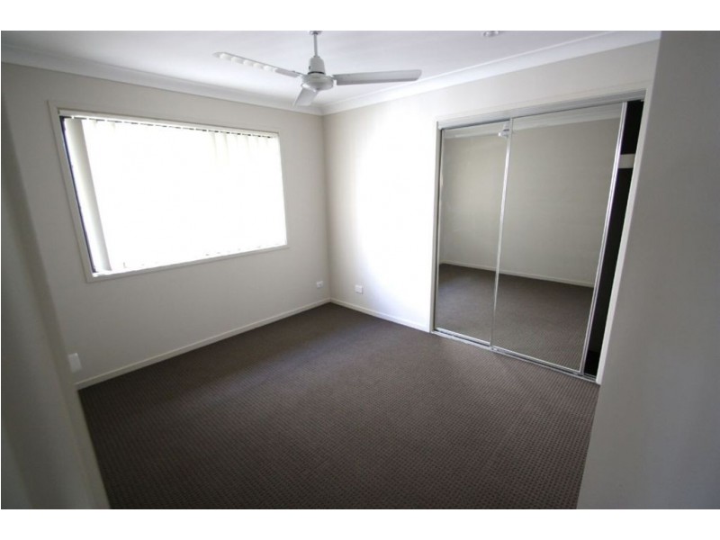 16a currawong cr, Upper Coomera QLD 4209