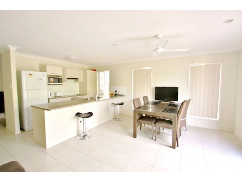 15 Bellagio Cres, Coomera QLD 4209