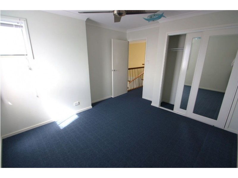 16 SLIPSTREAM RD, Coomera Waters QLD 4209