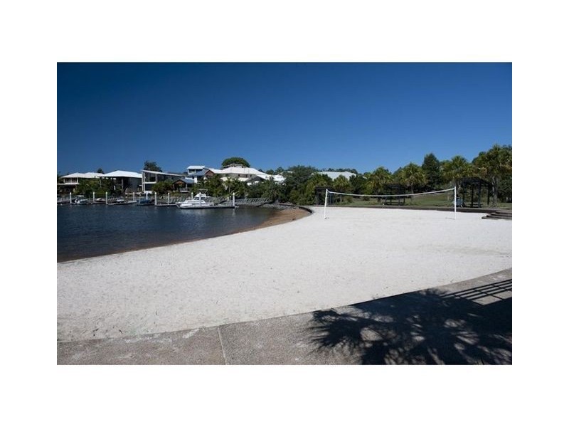 16 SLIPSTREAM RD, Coomera Waters QLD 4209