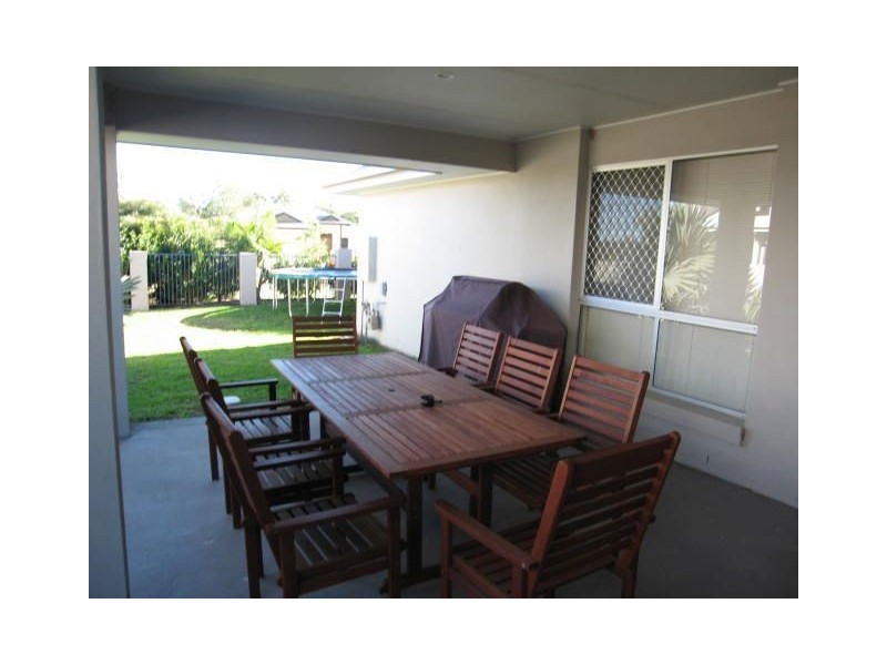 2 FREYA CCT, Coomera Waters QLD 4209