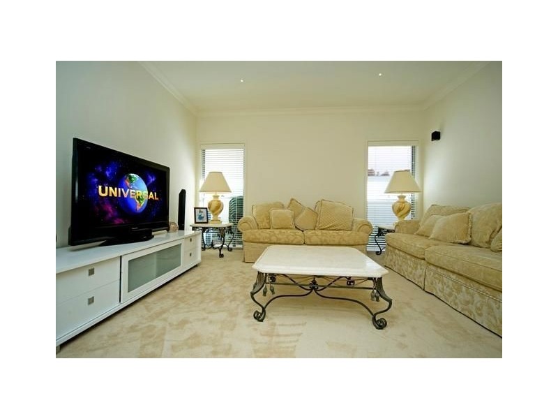 2803 Gracemere Cct, Hope Island QLD 4212