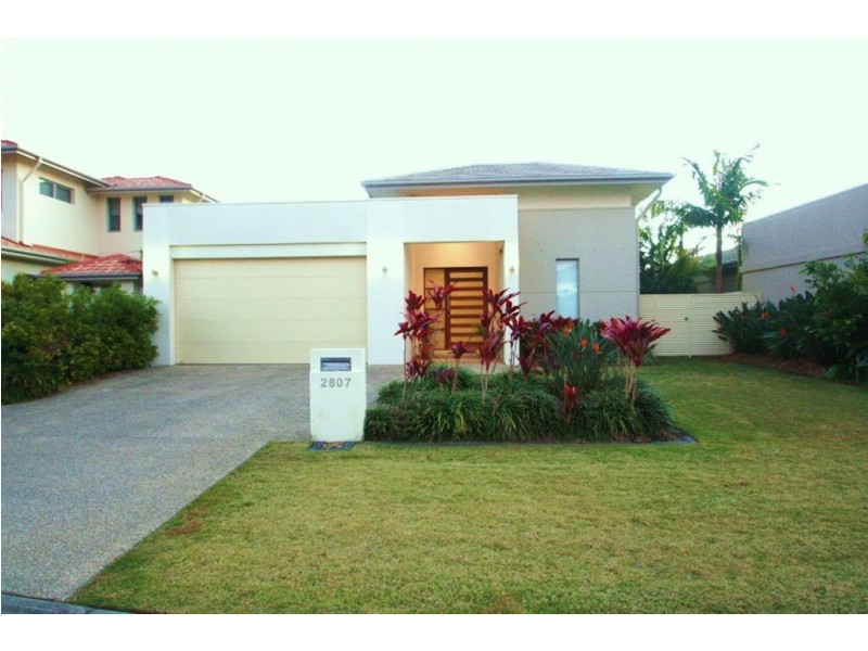 2807 Gracemere CCT, Hope Island QLD 4212