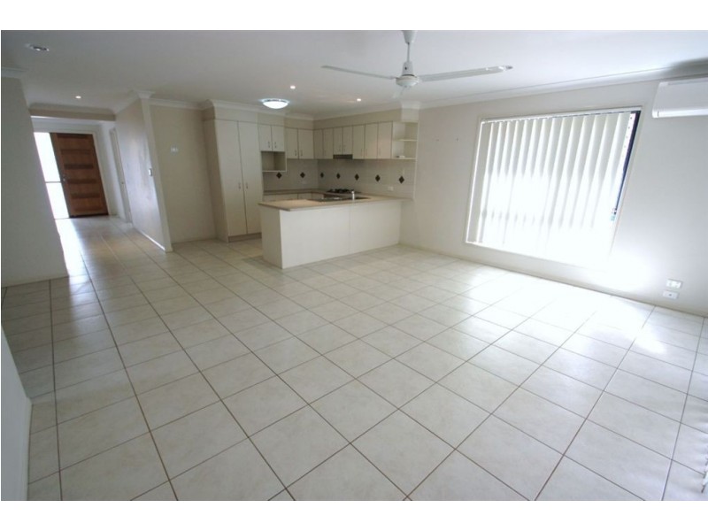 11 Jones St, Coomera QLD 4209