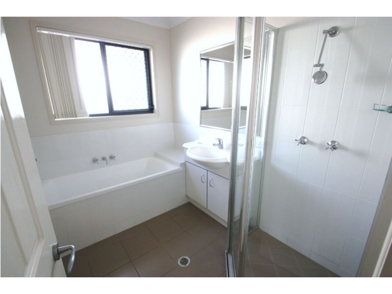 11 Jones St, Coomera QLD 4209