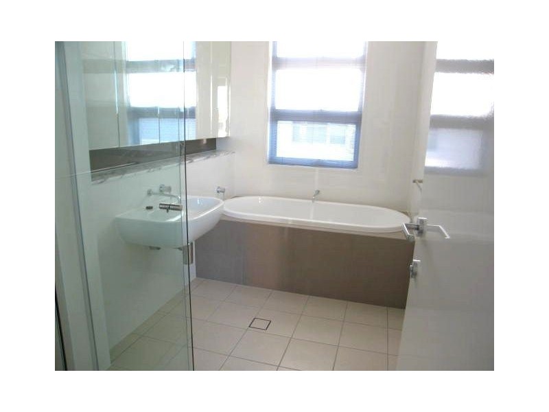 Hope Island QLD 4212