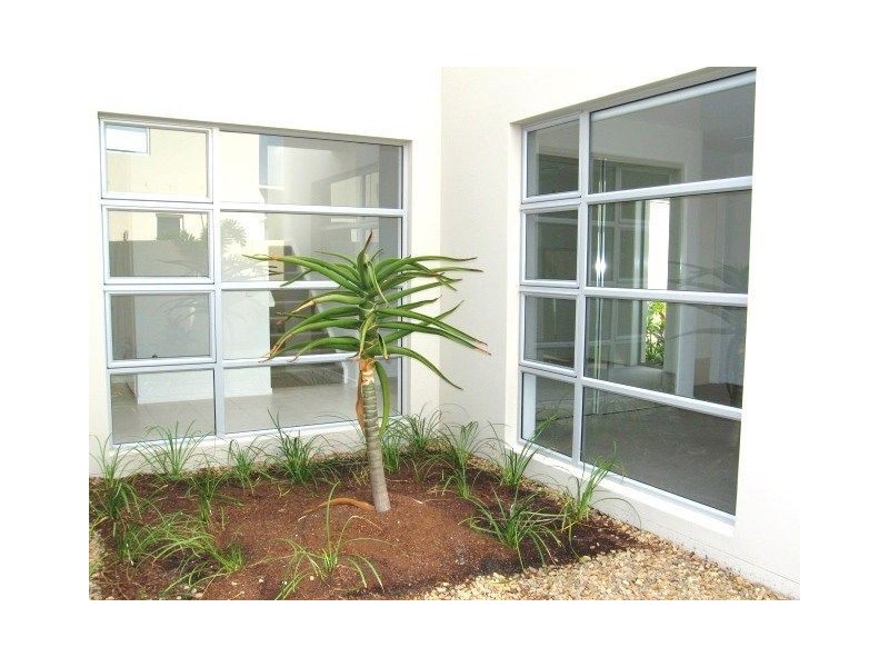 Hope Island QLD 4212