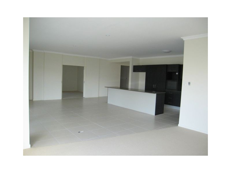 6 Crusade Ct, Coomera Waters QLD 4209