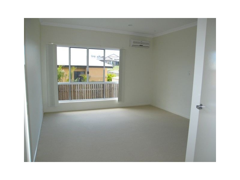 6 Crusade Ct, Coomera Waters QLD 4209