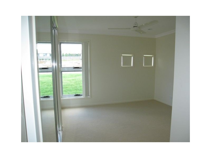 6 Crusade Ct, Coomera Waters QLD 4209