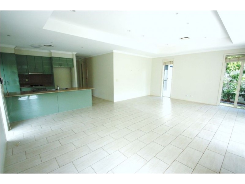 Hope Island QLD 4212