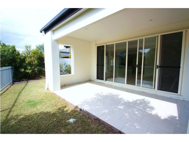 Hope Island QLD 4212