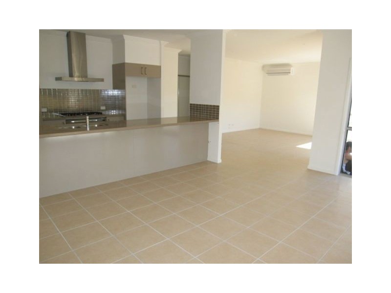 Coomera Waters QLD 4209