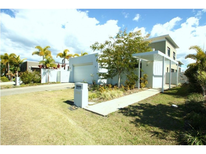 2814 Gracemere Dve, Hope Island QLD 4212