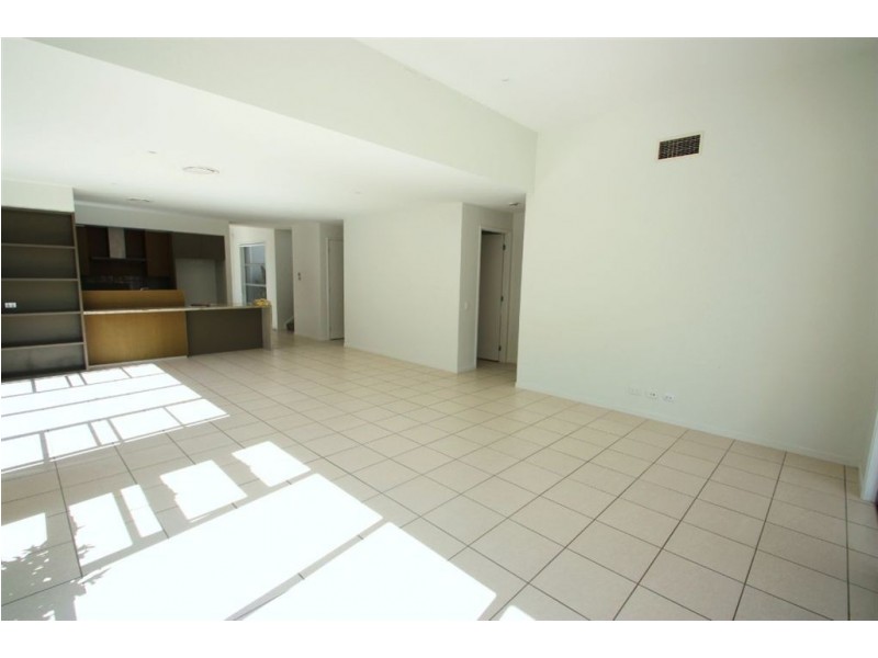 2814 Gracemere Dve, Hope Island QLD 4212