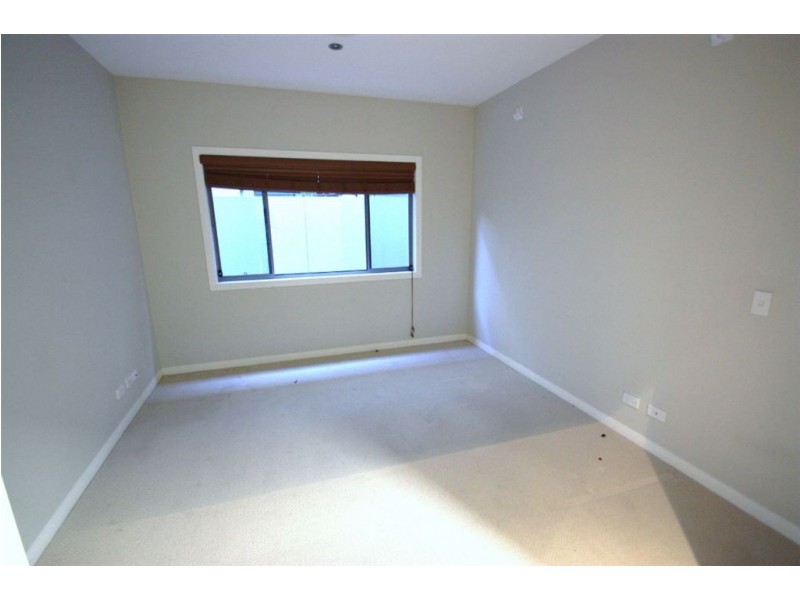 Hope Island QLD 4212