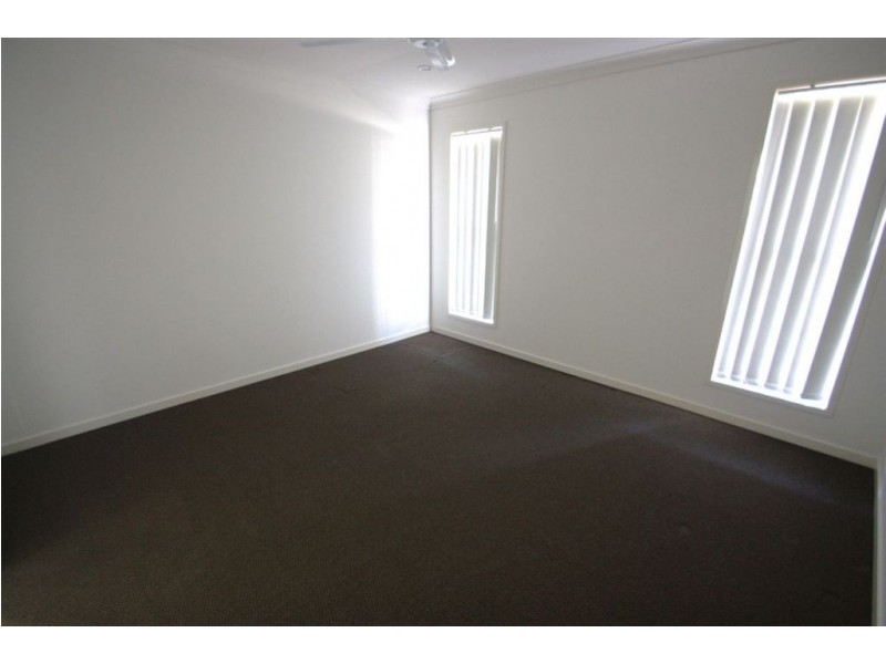 5 Mackenzie st, Coomera QLD 4209