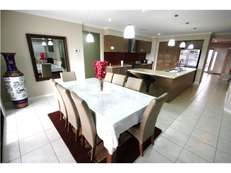 5 Thornton, Coomera QLD 4209