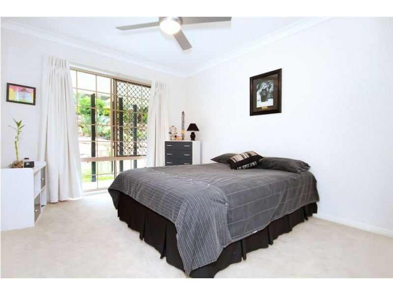 15 Rouse St, Worongary QLD 4213