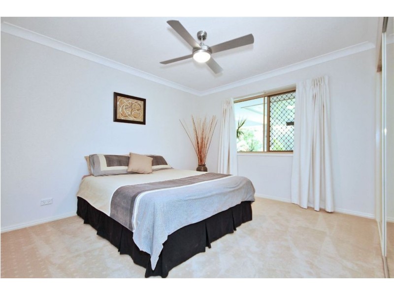 15 Rouse St, Worongary QLD 4213