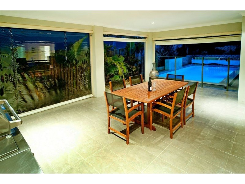 Coomera Waters QLD 4209