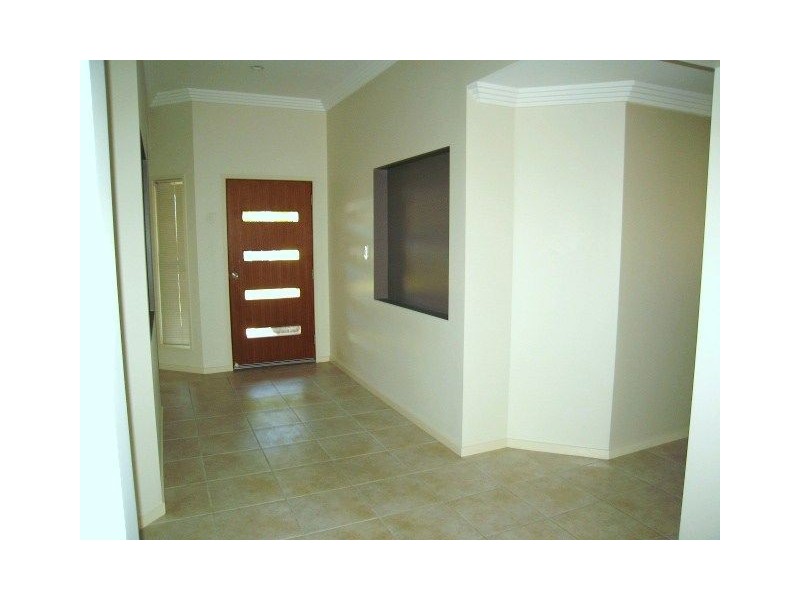 Coomera Waters QLD 4209