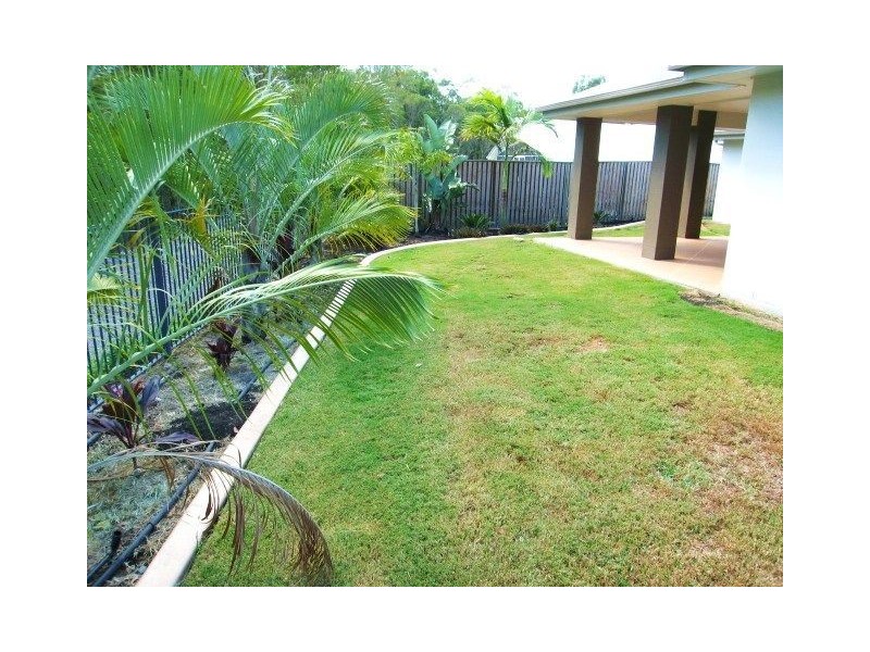 Coomera Waters QLD 4209