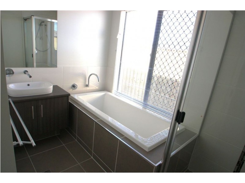 Coomera QLD 4209