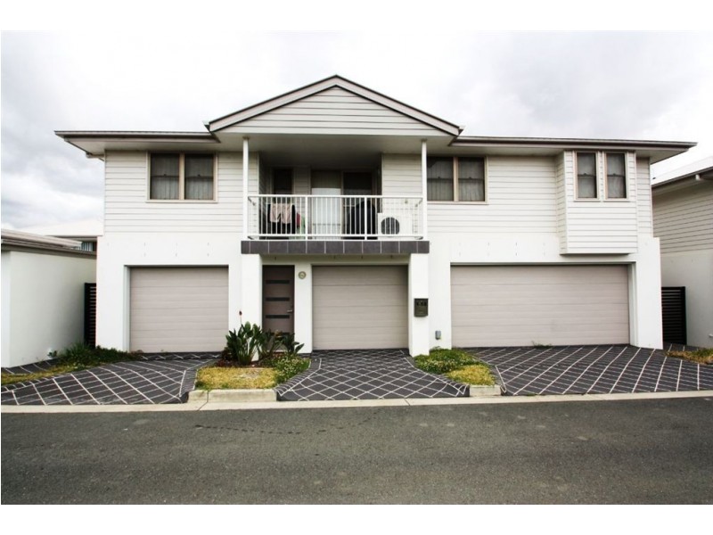 1/10 Nicholson La, Coomera QLD 4209