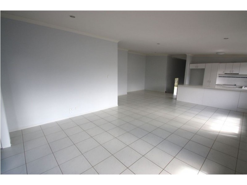 14 Madison pl, Coomera QLD 4209