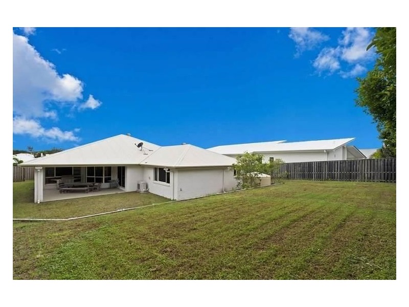 Coomera Waters QLD 4209