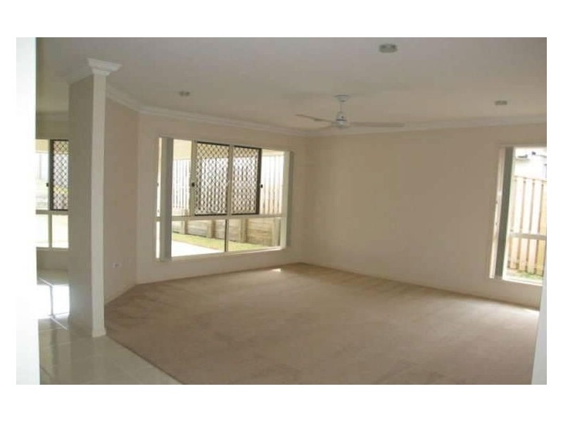 Coomera Waters QLD 4209