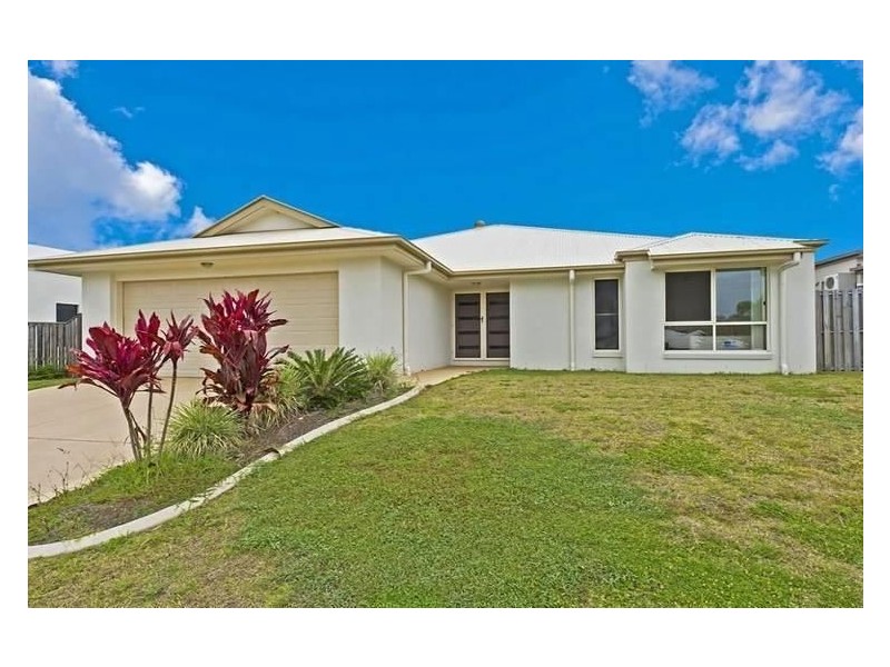 Coomera Waters QLD 4209