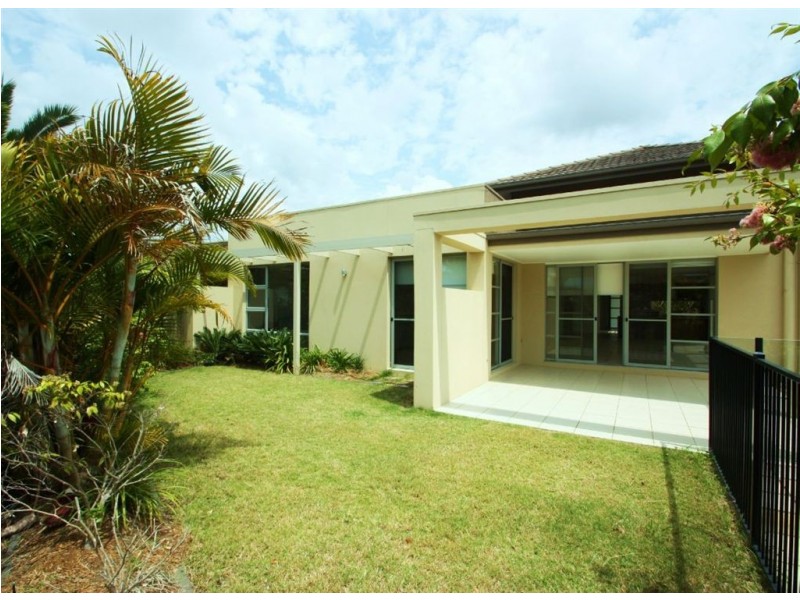 Hope Island QLD 4212