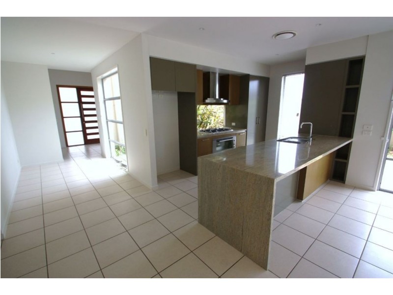 Hope Island QLD 4212