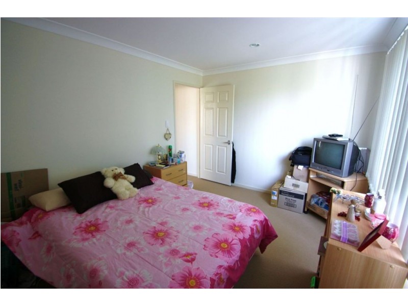 2/25 Bellagio St, Coomera QLD 4209