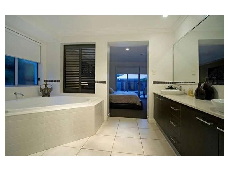 29 Solo Pl, Coomera Waters QLD 4209